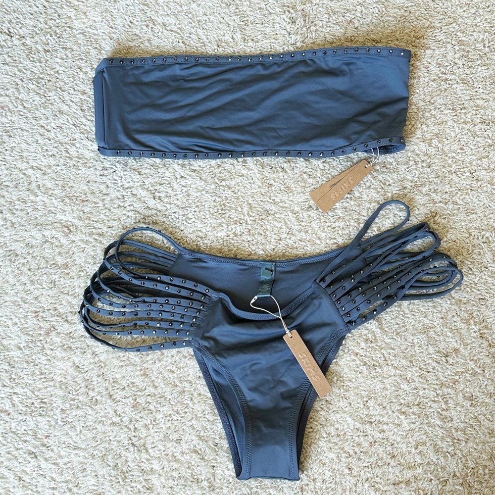 SKIMS Set: Rhinestone Bikini - Picture 6 of 10
